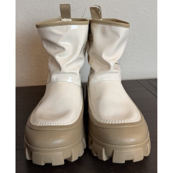 UGG SZ 6 Women Classic Brellah Water Repellent Boot Mustard Seed/Jasmine Color - Picture 6 of 12